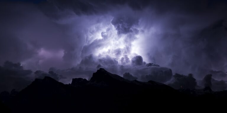 Lightning Protection Systems: ESE vs Conventional — What You Need to Know